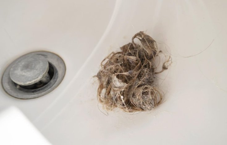 How to Unclog a Bathtub Drain Full of Hair?